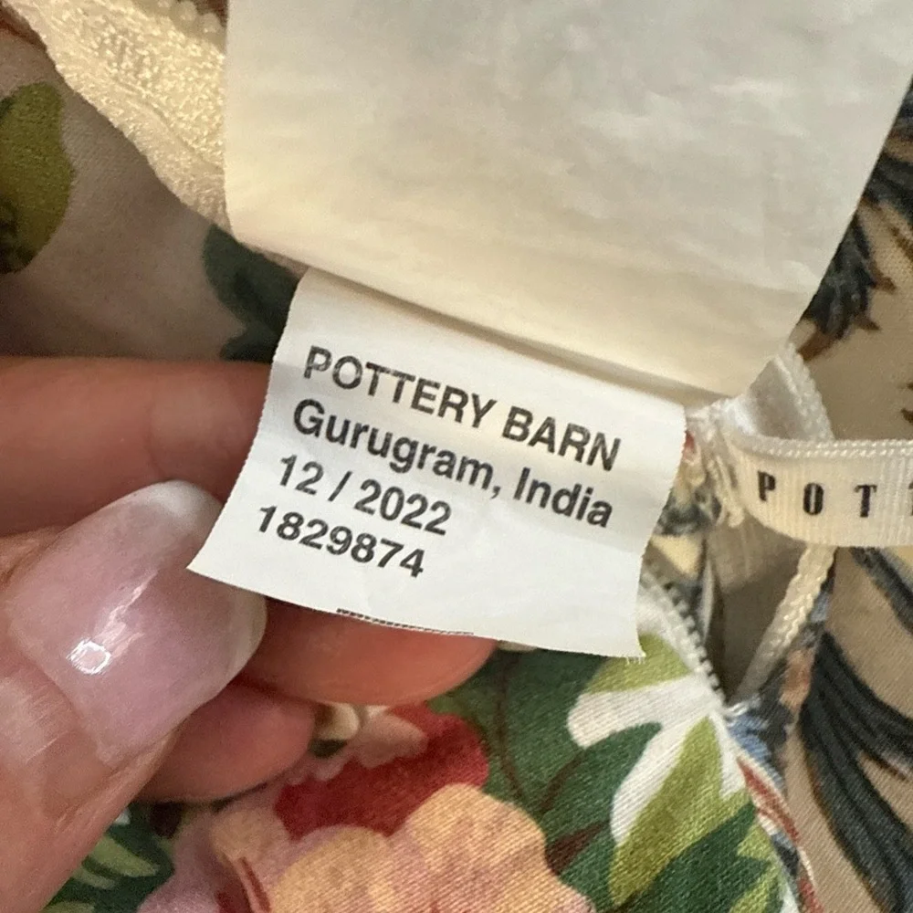 Pottery Barn reversible  Quilted Pillow‎ Cover Sham Eloise Garden  25x25
